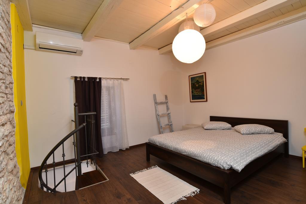 Holiday Home Brhanici Svetvinčenat Buitenkant foto
